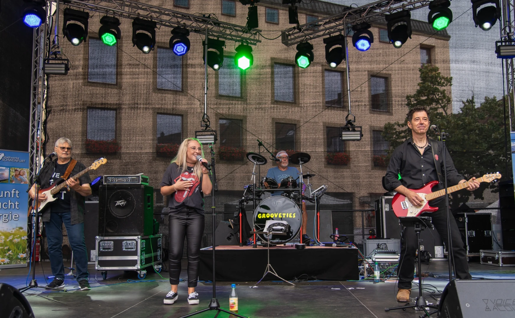 Die Grooveties gemeinsam auf der Bühne